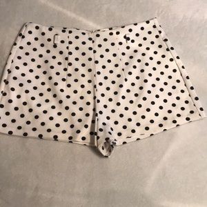 White polka-dot high waisted shorts